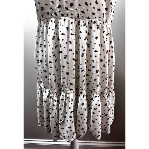 American Eagle Outfitters White Blue Floral Baby Doll Dress Fit Flare Size Small - Picture 9 of 16